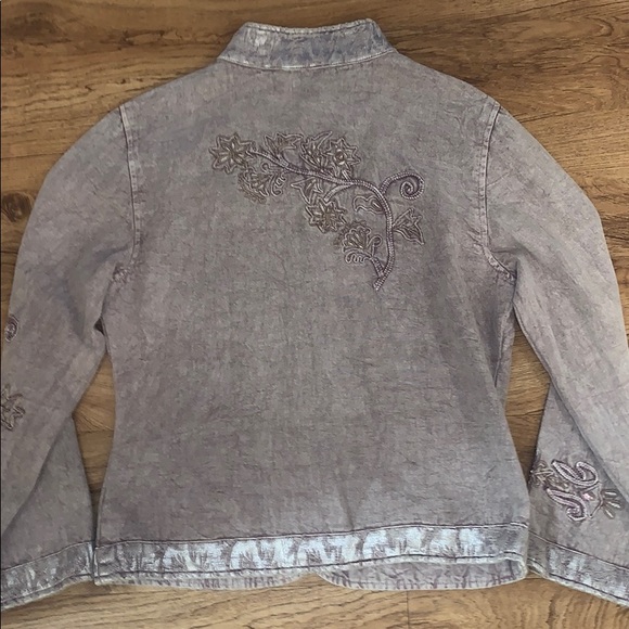 FlashBack Vintage Jacket - Picture 6 of 8